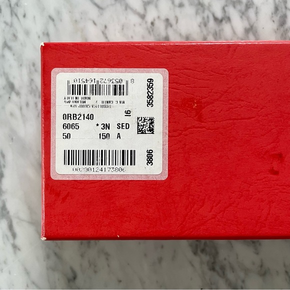 Ray Ban Aviatior Classic Sunglasses - Picture 8 of 8